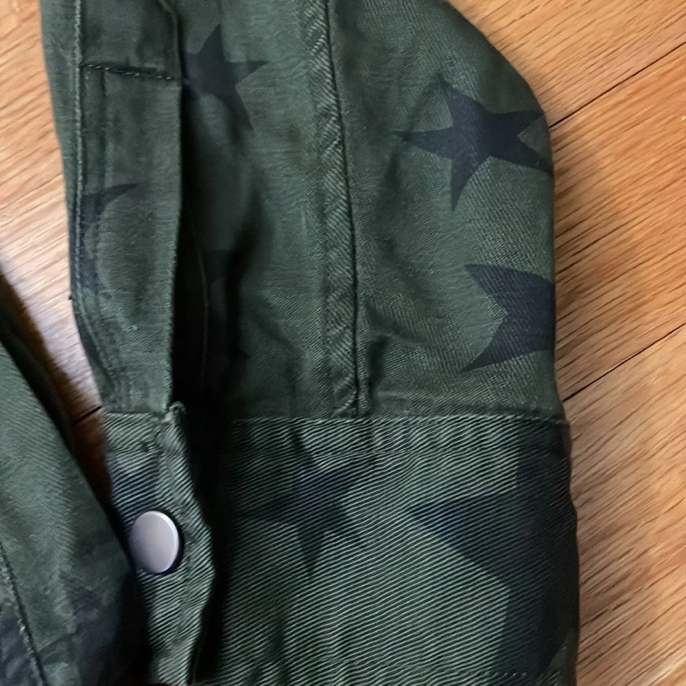 Rails Collins Star Print Military Jacket In Sage With Black Stars Size Small A14